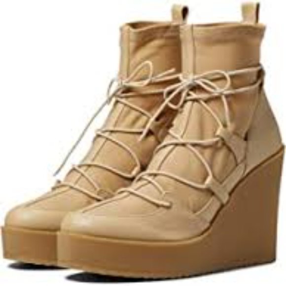 Steve Madden Tan Wedges - Picture 1 of 8